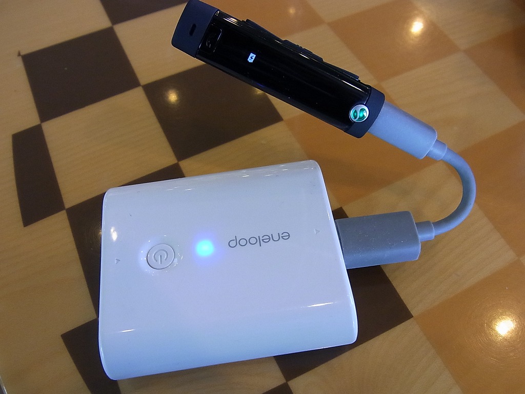 eneloop USB BoosterからMW600の充電が可能